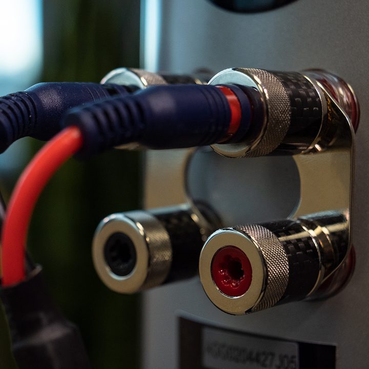 Paradigm Persona B Speaker