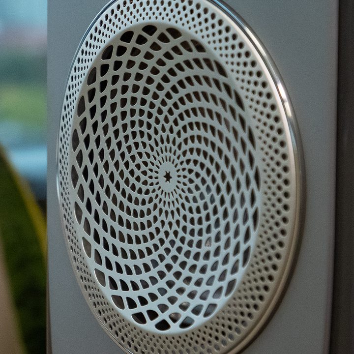 Paradigm Persona B Speaker