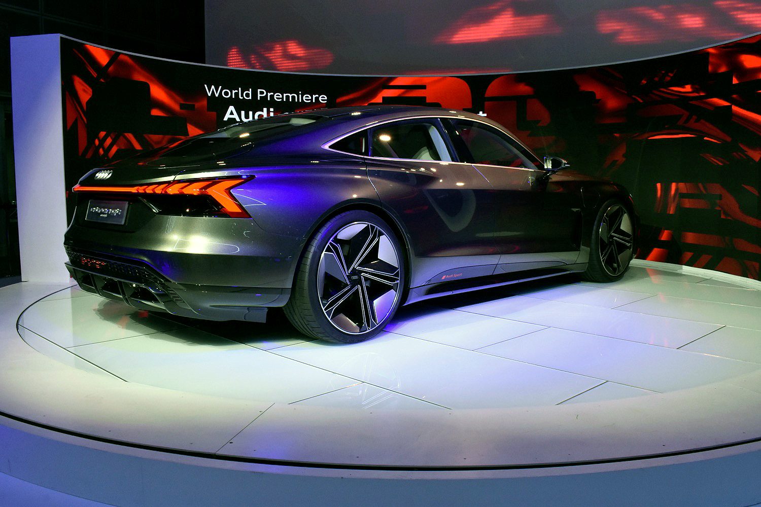 audi etron gt concept production 2020 se e tron 6