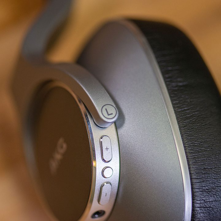 AKG N700NC review