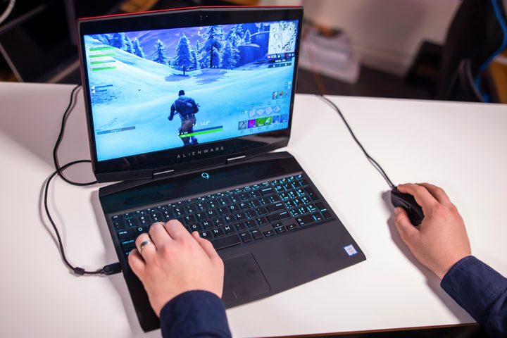 Alienware m15 Review