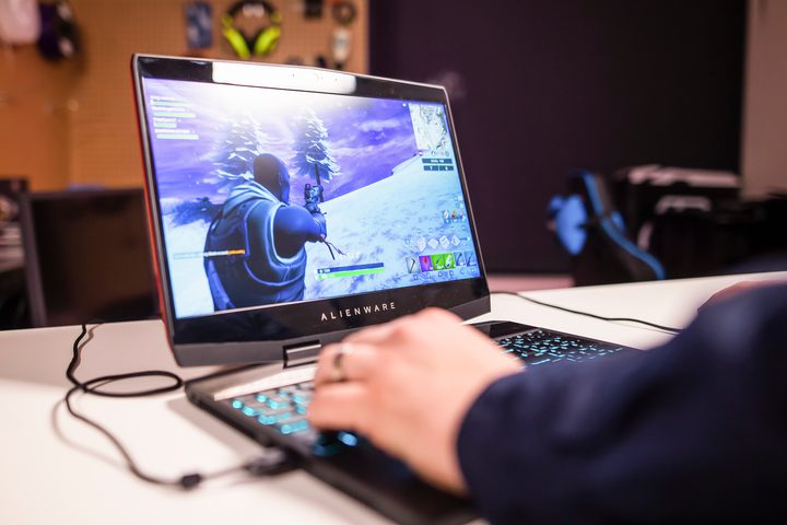 Alienware m15 Review