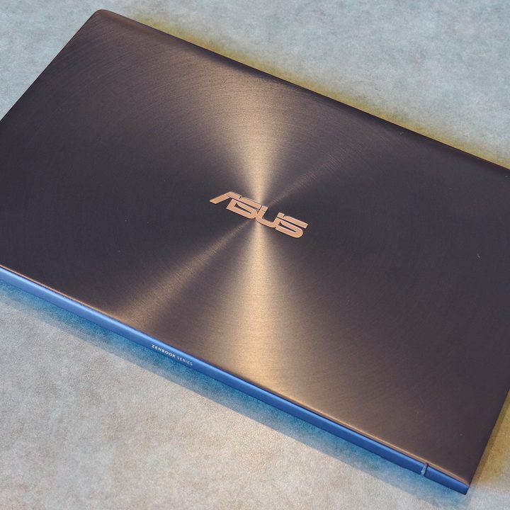 Asus ZenBook 14 UX433FN