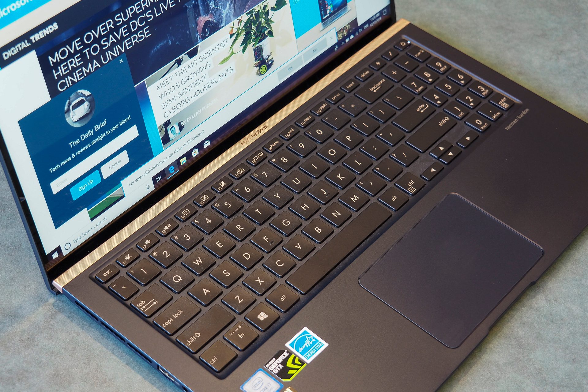 Asus Zenbook 15 UX533FN