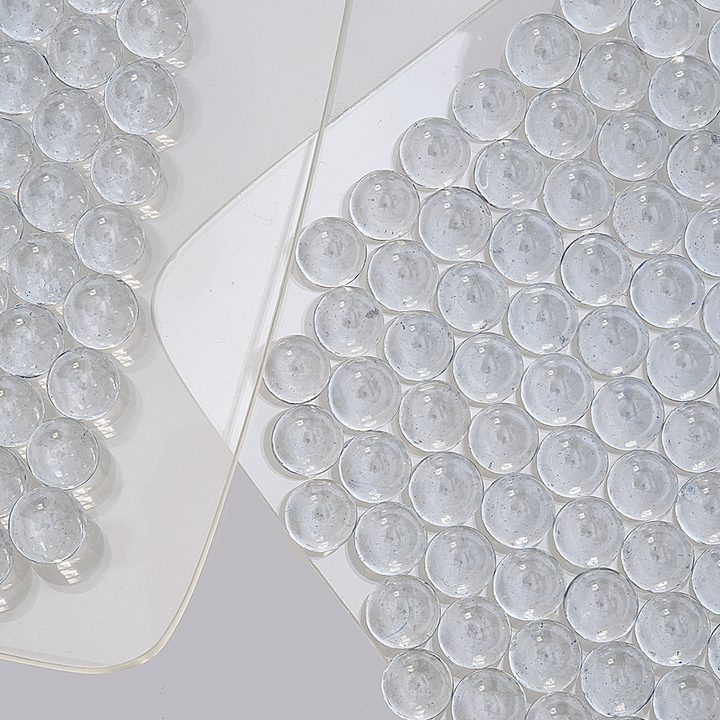 Self-assembled balls | Felice Frankel Photographer/Scientist