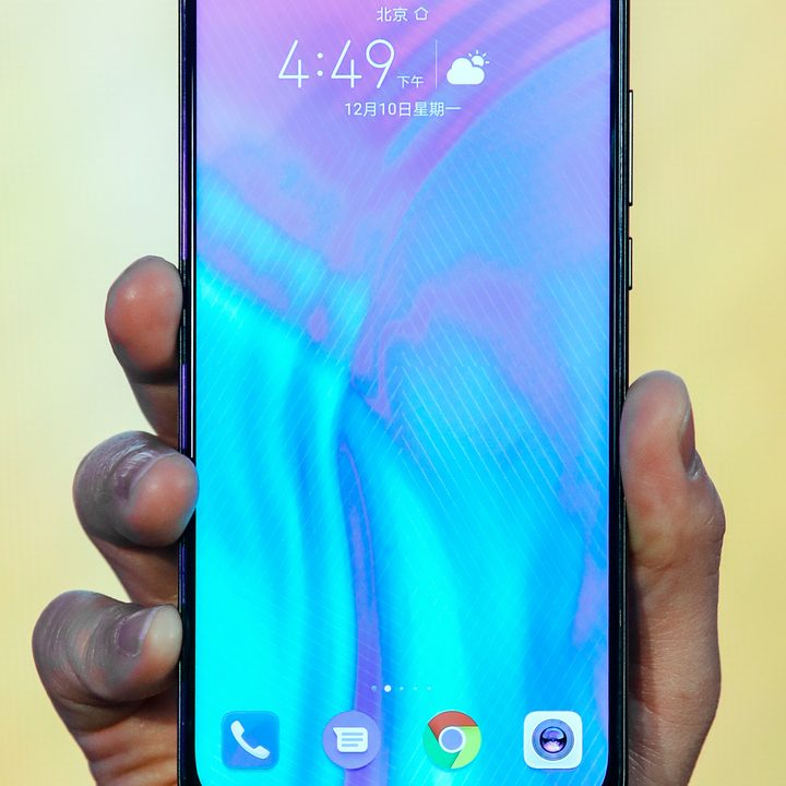 Honor View 20 Hole Punch Display Notch