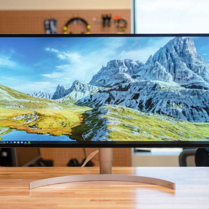 LG 34WK95U-W ultrawide monitor review