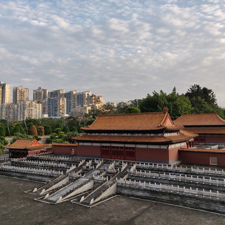 oneplus 6t honor 8x xiaomi mi 8 pro pocophone f1 camera shootout shenzhen model