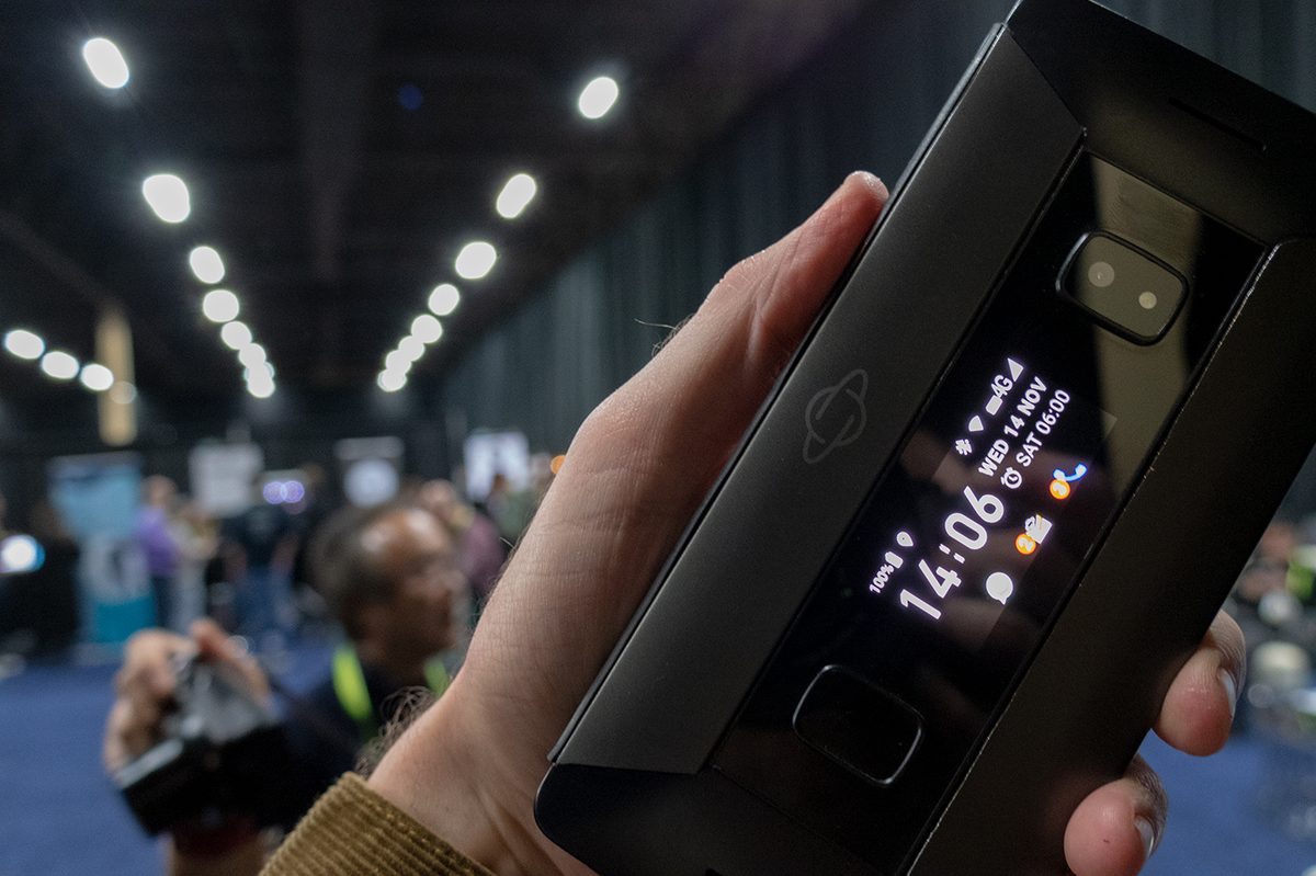 Planet Cosmo Communicator