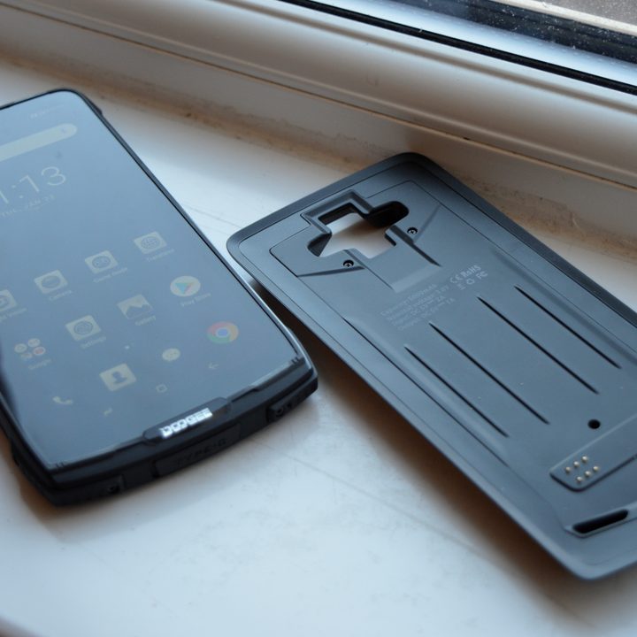 doogee s90 product impressions next to battery module