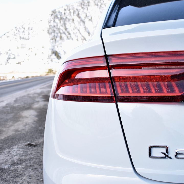 2019 audi q8 review se 12