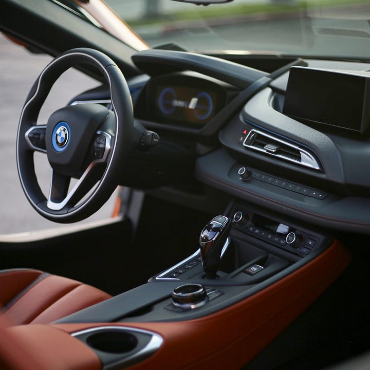2019 BMW i8 Roadster Review