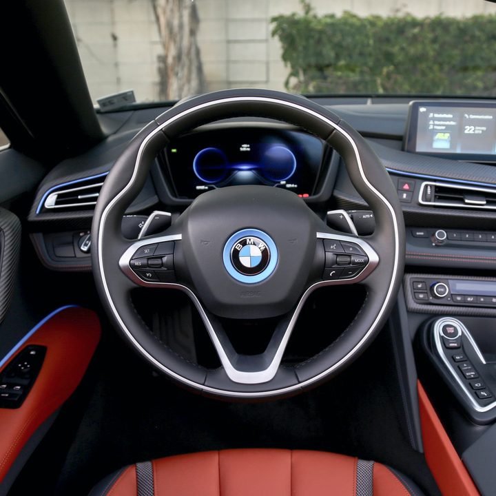 2019 BMW i8 Roadster Review