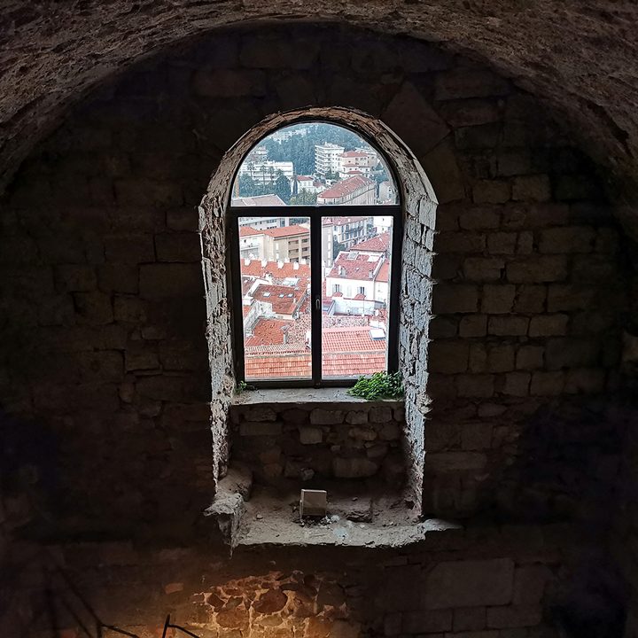 oneplus 6t vs honor view 20 camera shootout 10 interior 4