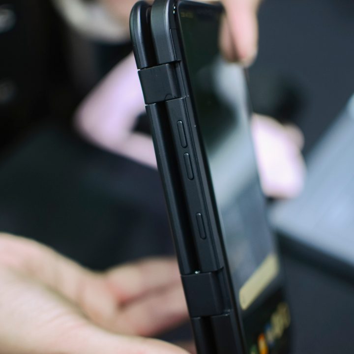 LG V50 ThinQ hands-on