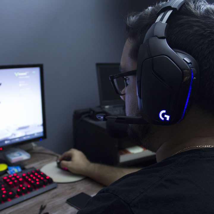 logitech g935 and g432 review g493 g4321 10