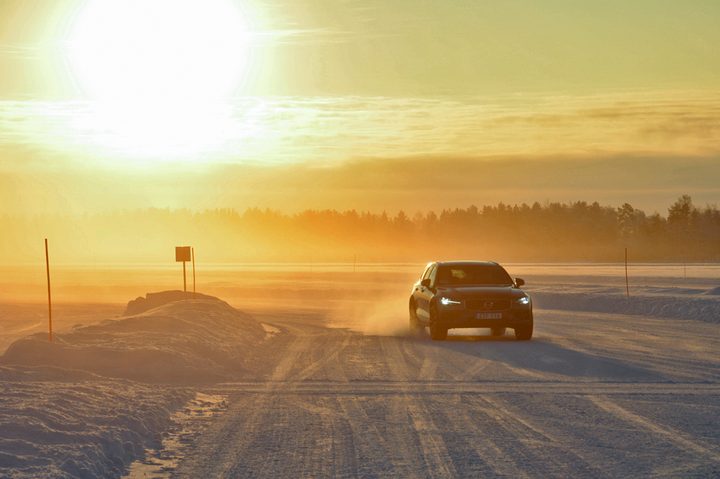 2020 Volvo V60 Cross Country review