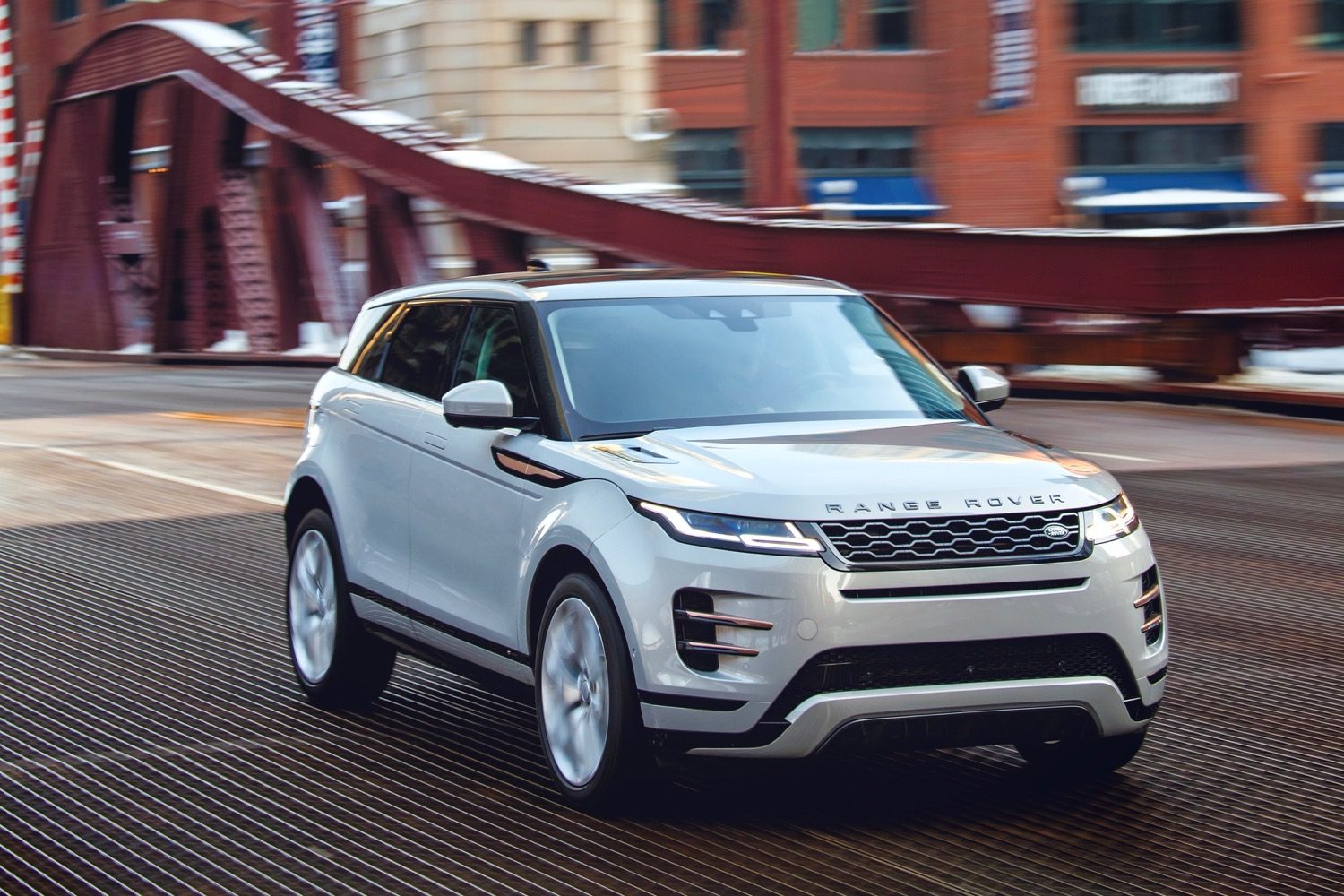 2020 land rover range evoque gets familiar look smarter tech