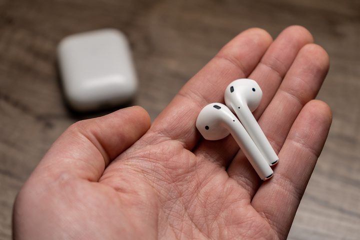 Apple AirPods