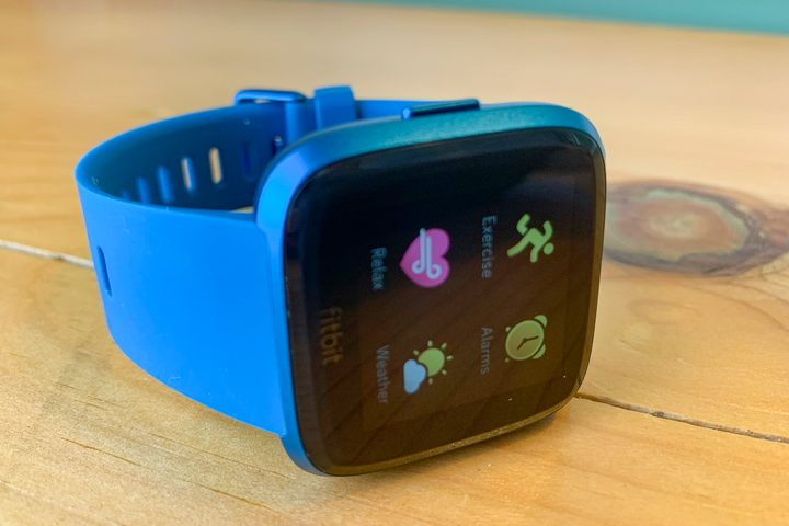Fitbit Versa Lite Review