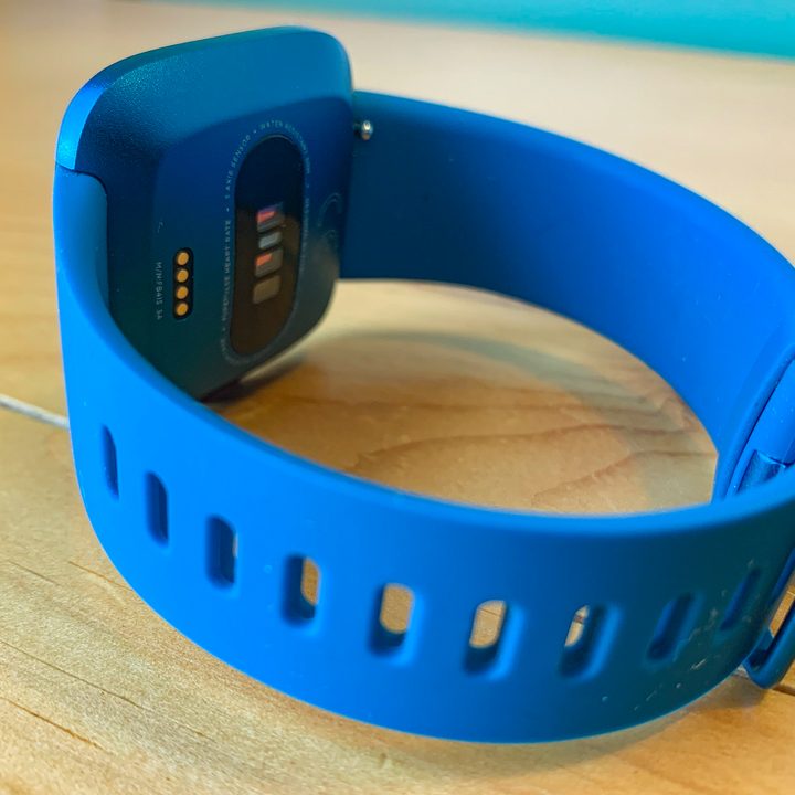 Fitbit Versa Lite Review