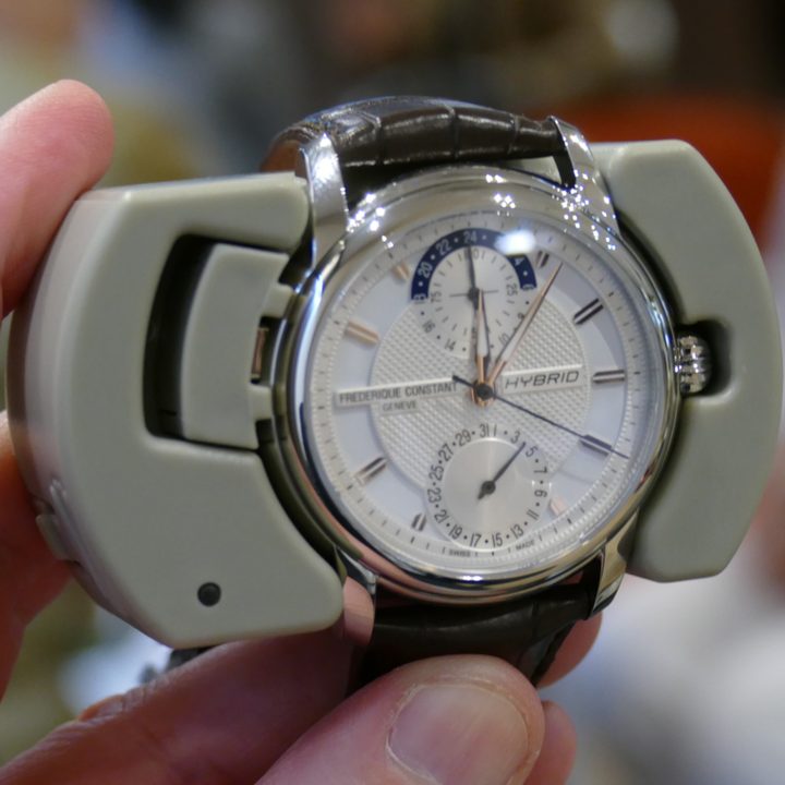 new gold finish makes frederique constants hybrid smartwatch flashier than ever constant charger