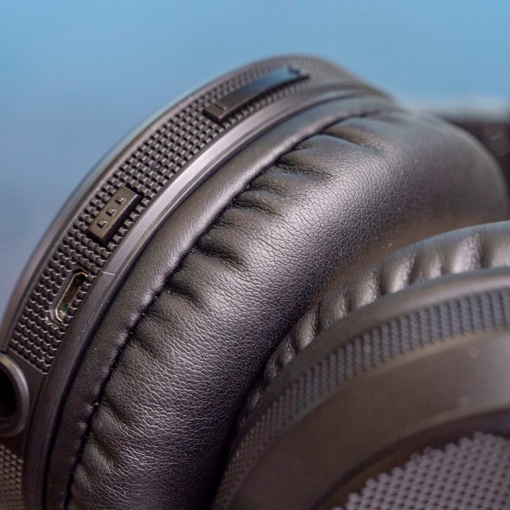 Pioneer HDJ-X5BT-K DJ headphones review