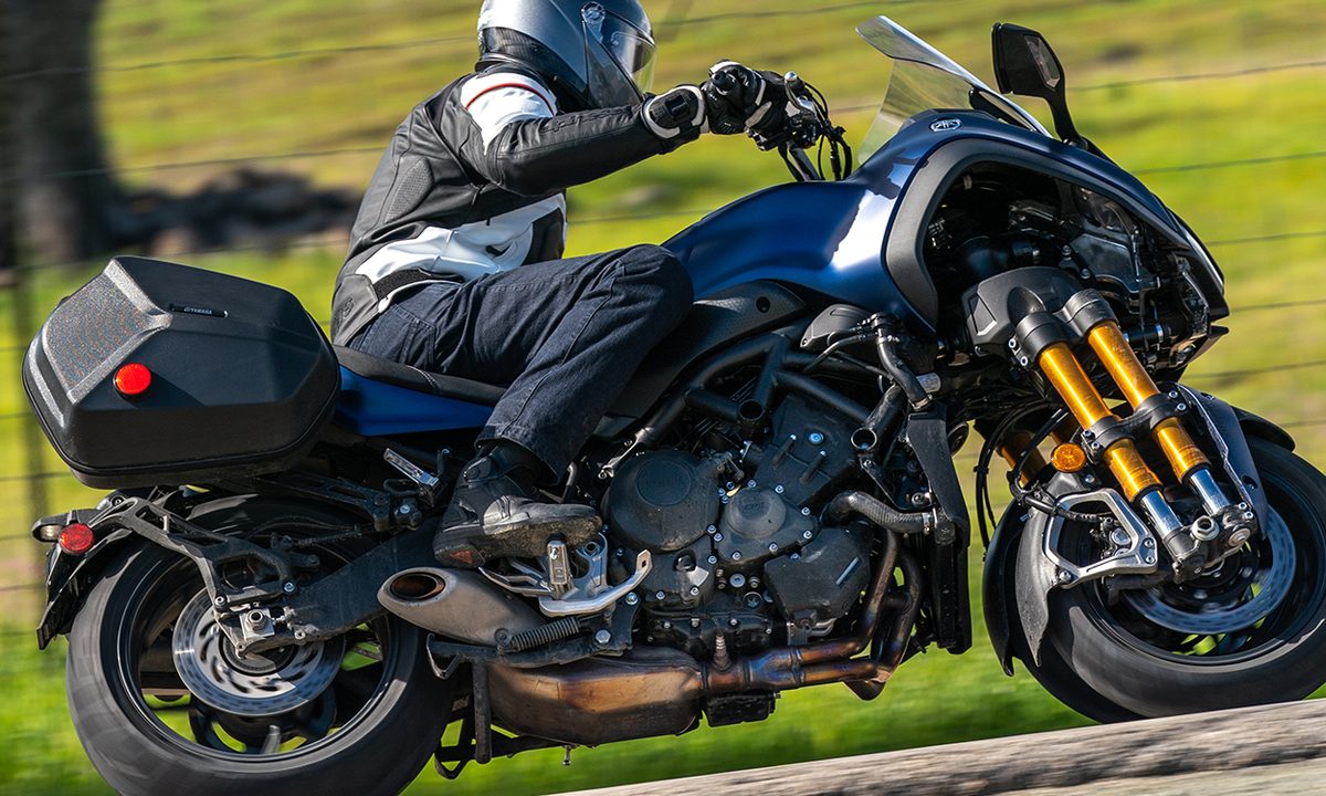 yaaha niken gt 3 wheeled motorcycle impressions 2019 yamaha feat