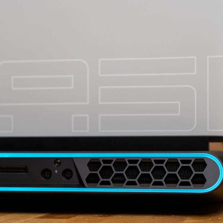 alienware area-51m review
