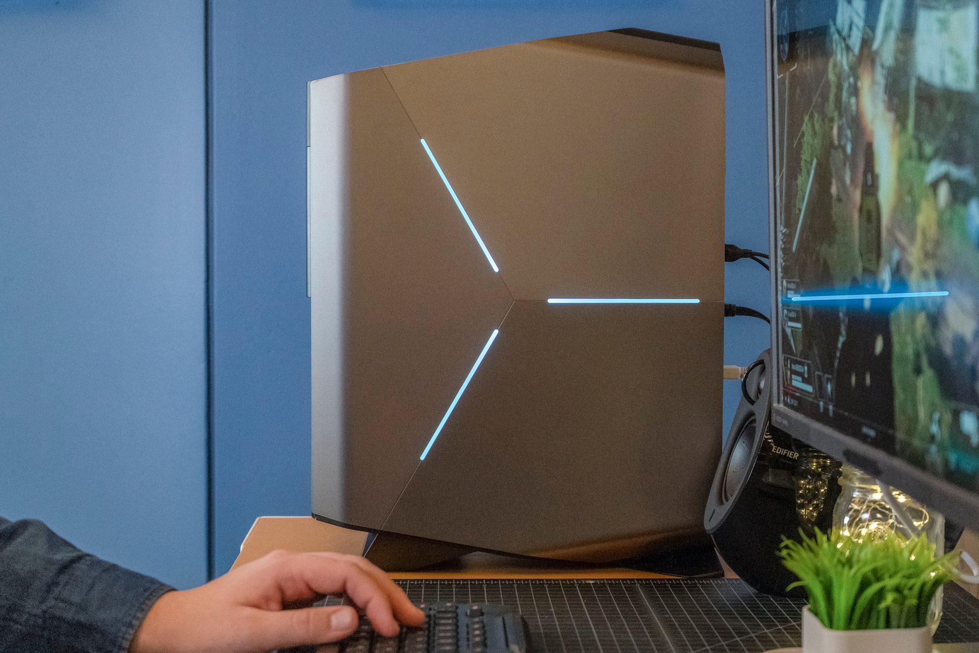 Alienware Aurora R8