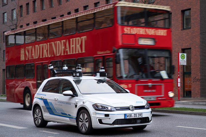 Volkswagen e-Golf autonomous prototype Hamburg