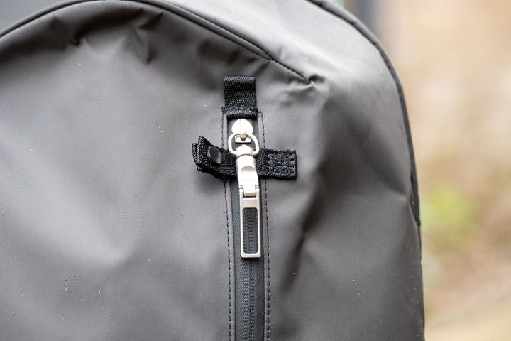 Moshi Hexa review