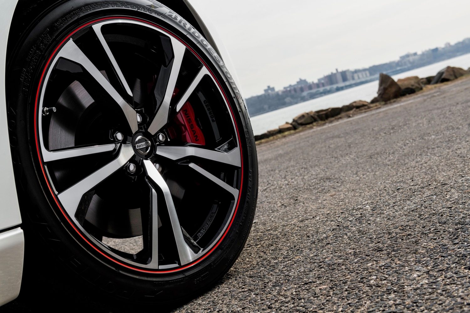 2020 nissan 370z 50th anniversary edition 2019 new york auto show