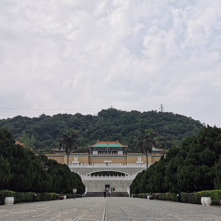 huawei p30 pro vs google pixel 3 camera shootout palace 1