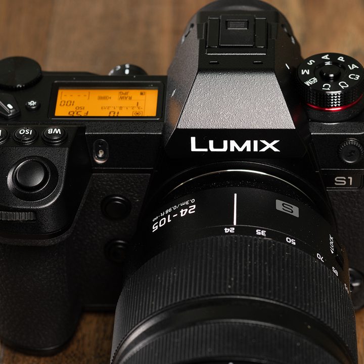 Panasonic Lumix S1