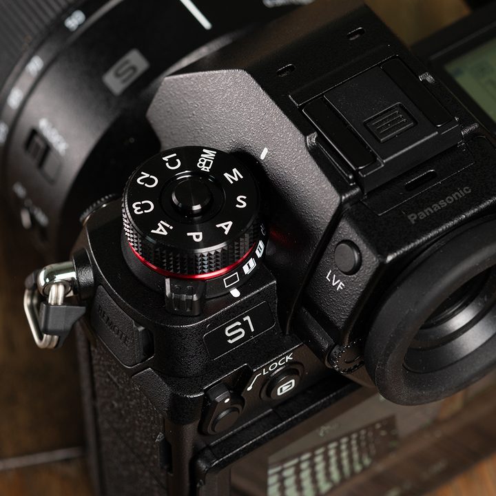 Panasonic Lumix S1