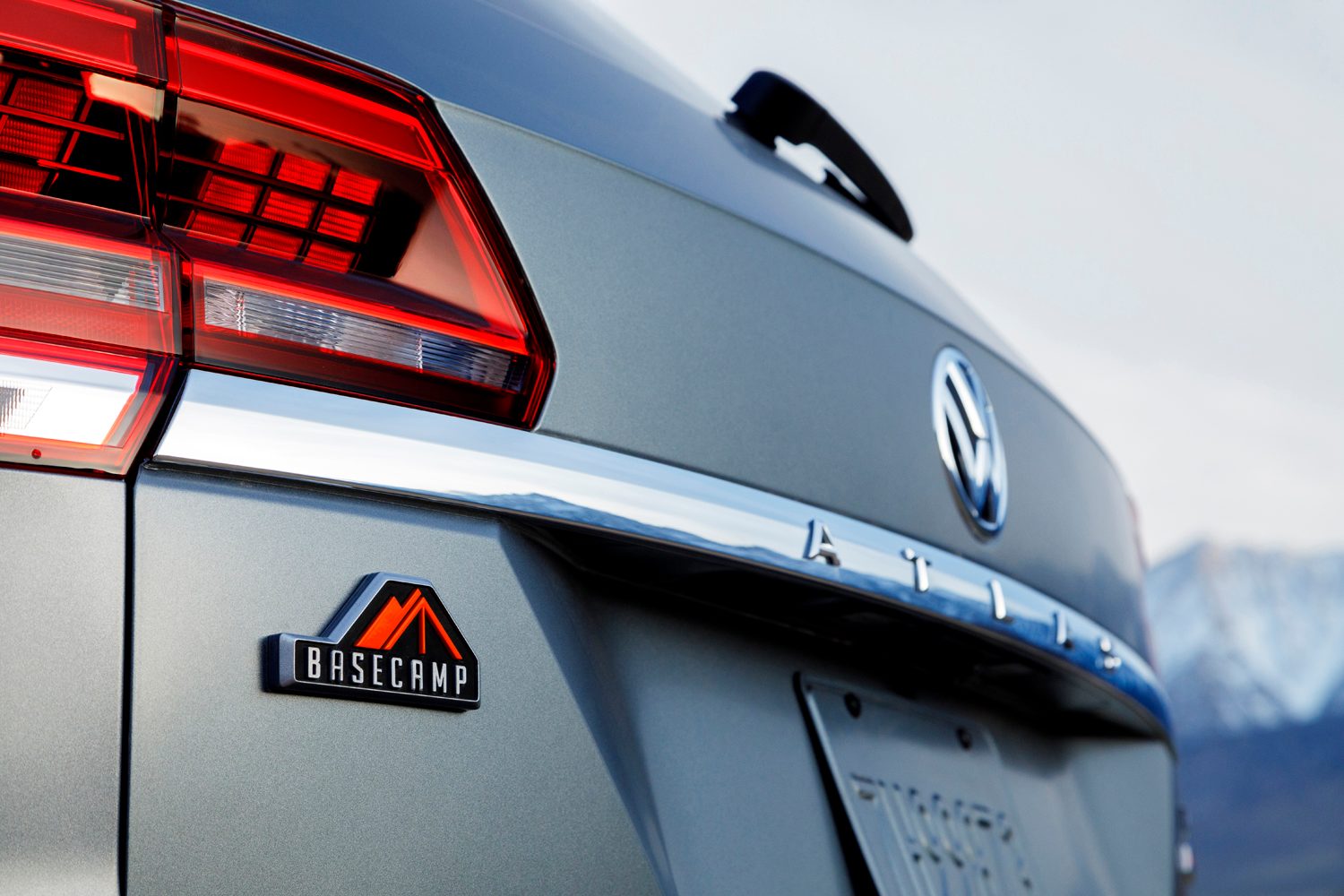 Volkswagen Atlas Basecamp concept