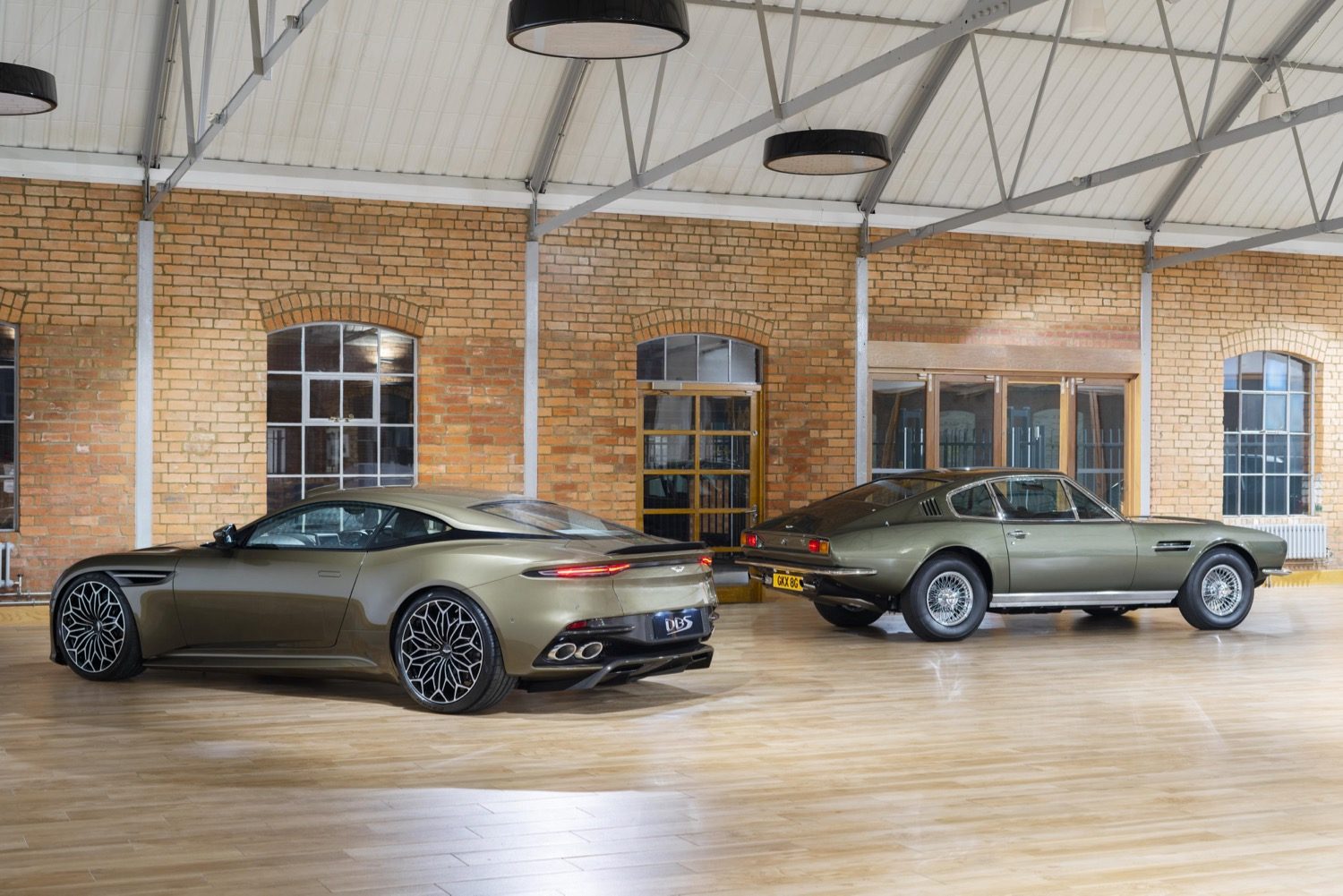 Aston Martin DBS Superleggera 'On Her Majesty's Secret Service'