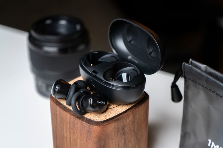 1More Stylish review