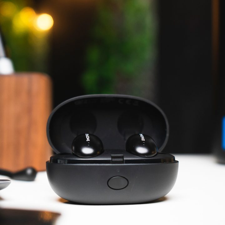 1More Stylish review