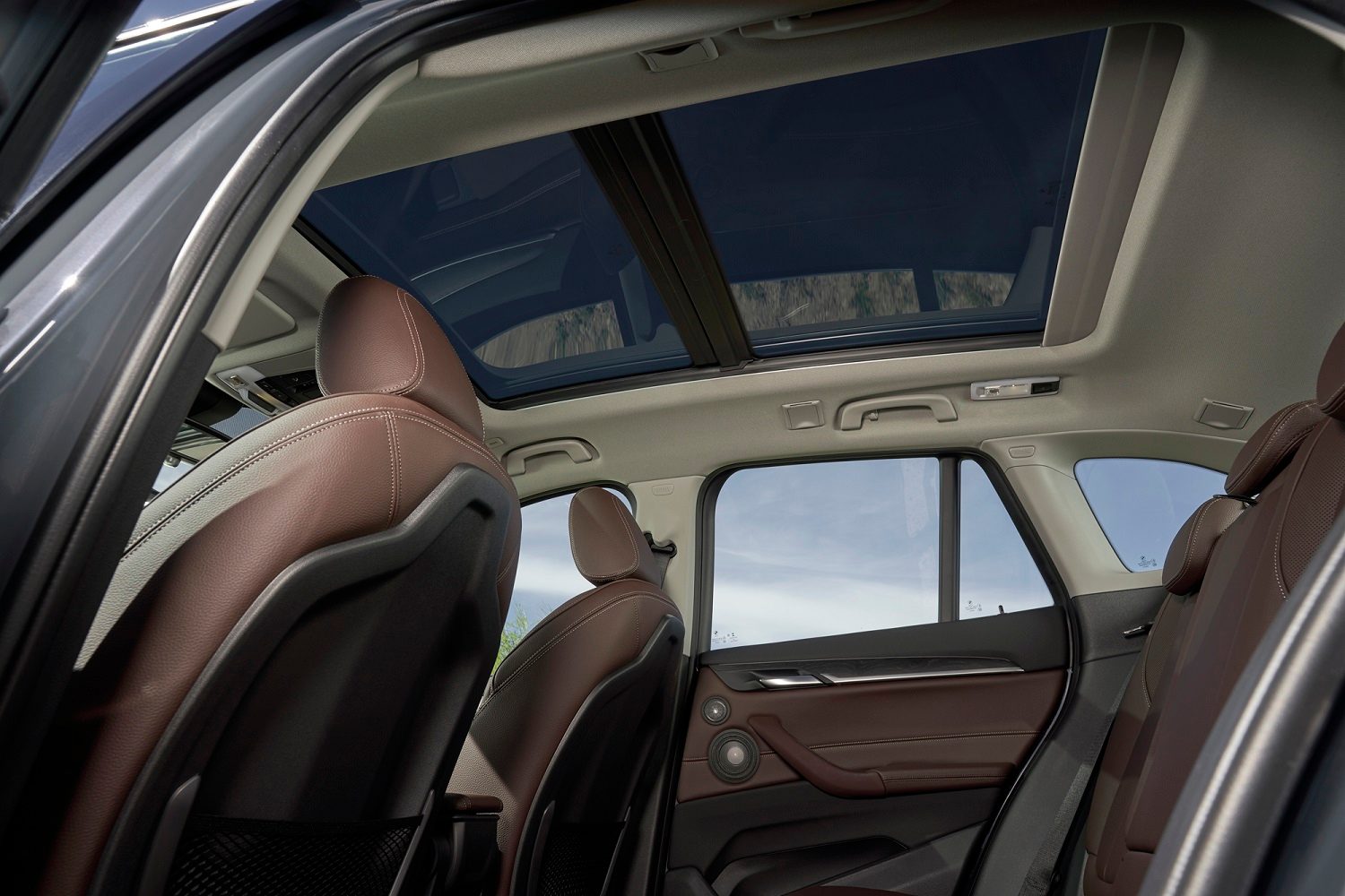 2020 bmw x1 gets new look front end interior upgrades official 12