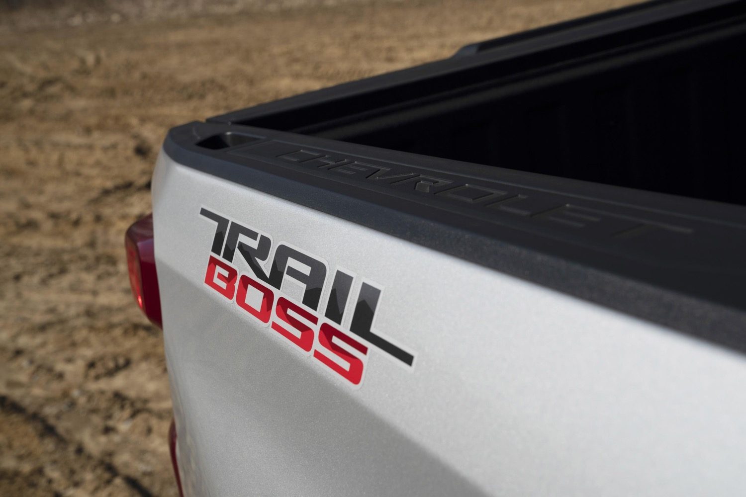 2020 Chevrolet Silverado 1500 Custom Trail Boss