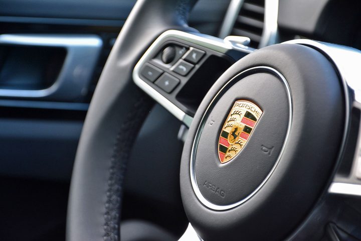 2020 Porsche Cayenne Coupe review