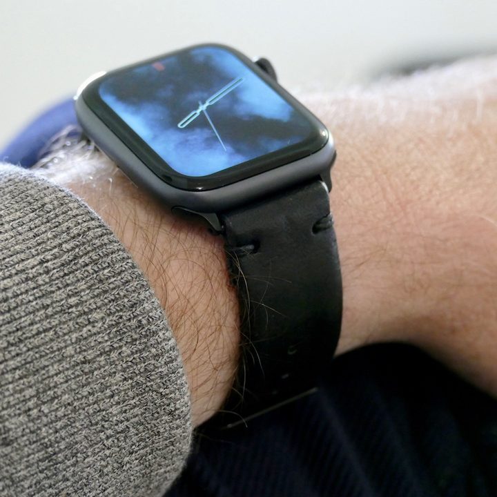 apple watch spring straps roll product impressions leather strap