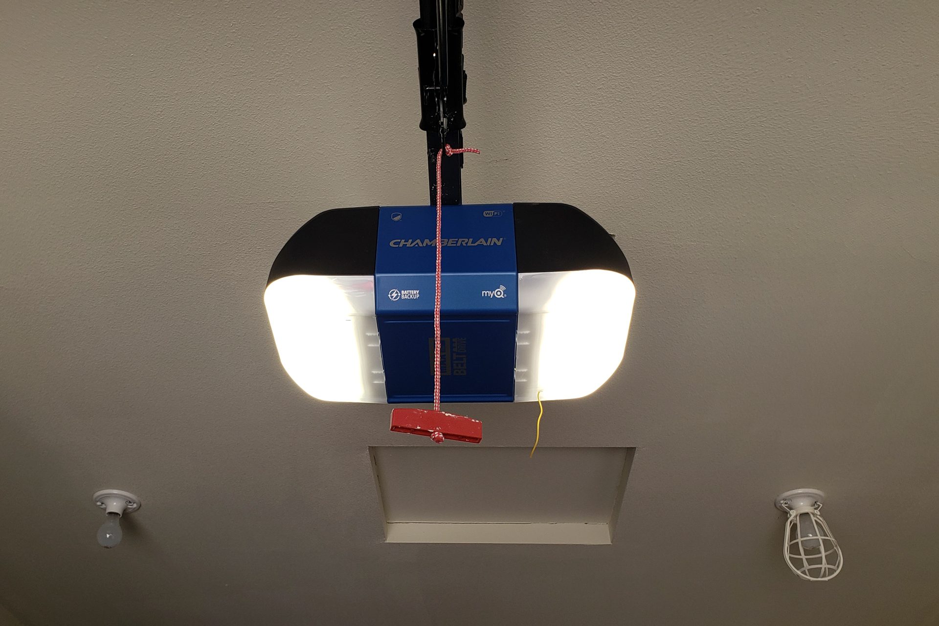 Chamberlain B1381 review