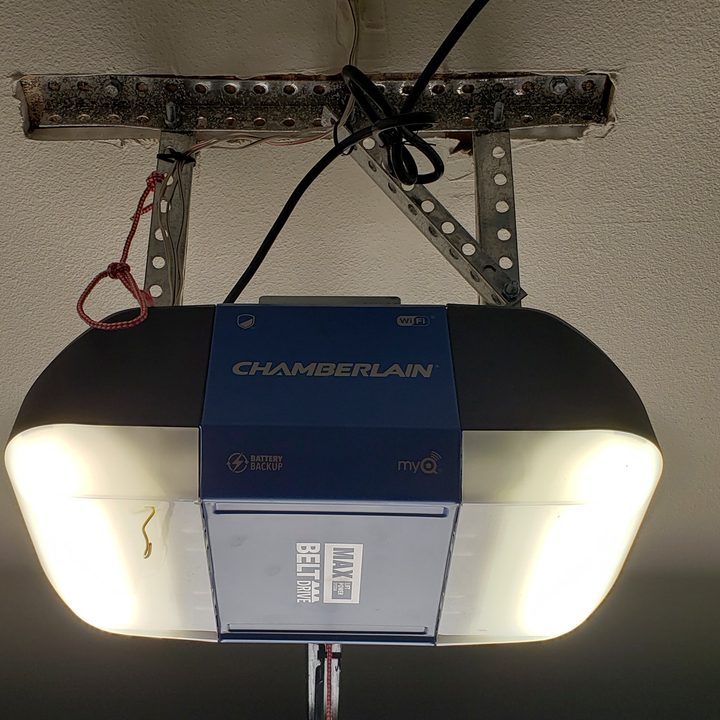 Chamberlain B1381 review