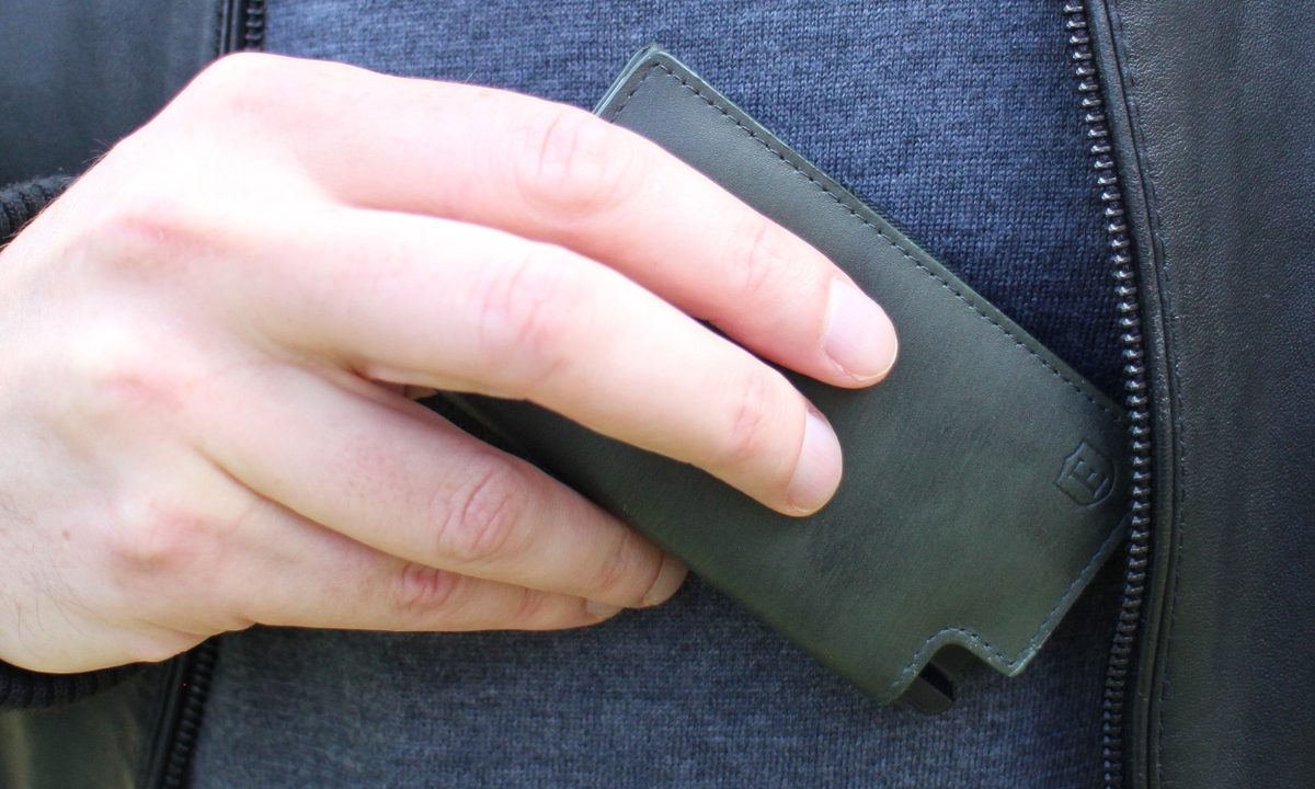 ekster parliament tracker impressions smart wallet feat