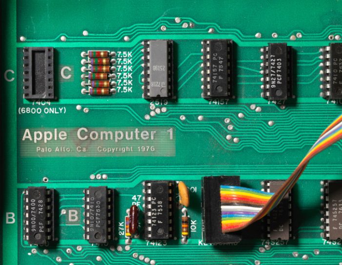 apple 1 housed in a leather briefcase auctions for 470000 first computer
