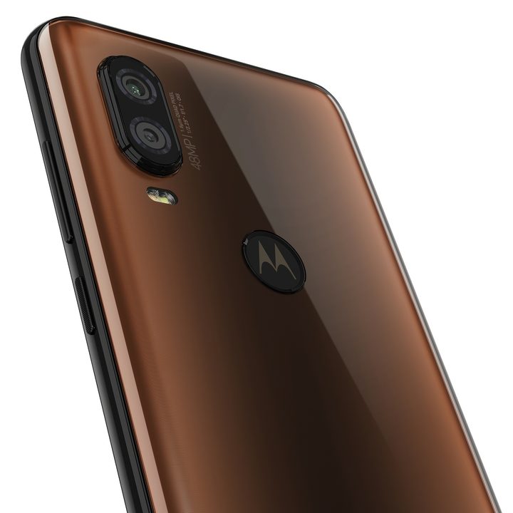 motorola-one-vision-bronze-camera