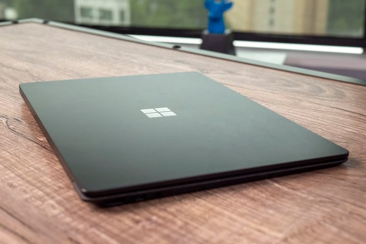 Surface Laptop 2 Review